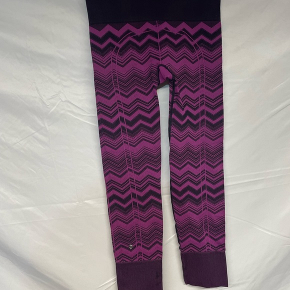 Women’s size 6 lululemon Ebb to Street pants - Picture 2 of 6